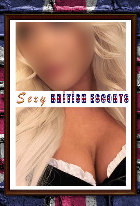 Hayley - Slim Party Girl Escort